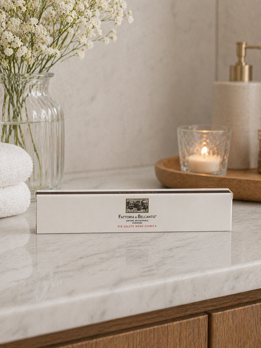 Linea Cortesia B&B – Set Denti Biancospino | Fattoria di Belcanto®

Confezione da 20 kit igiene orale