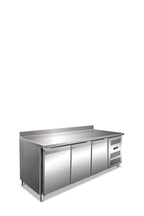 Tavolo refrigerato tre ante con alzatina, ventilato, temperatura normale GN 3200 TN CON ALZATINA
